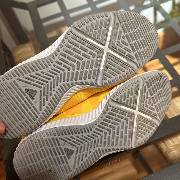 Adidas x Stella McCartney - Picture 8 of 8